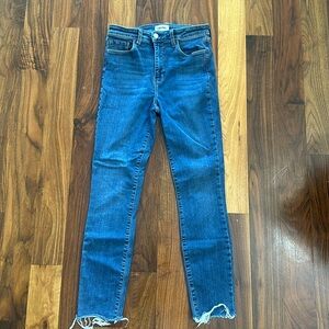 L’agence size 27 Jean